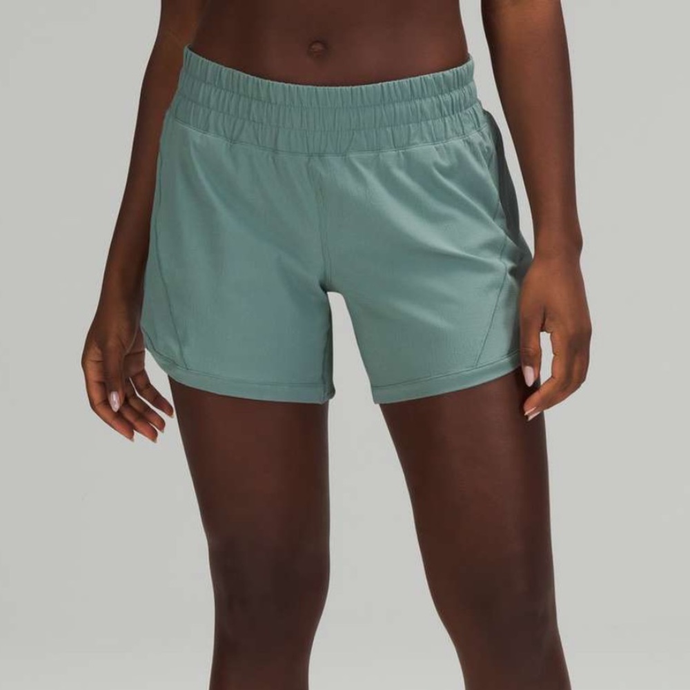 Lululemon | Track That Mid Rise Short 5”